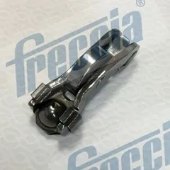 RA06-951 Freccia Балансир, управление двигателем
