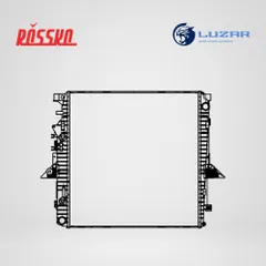 LRc 10159 Luzar Радиатор охл. для а/м Land Rover Discovery (04-)/Range Rover Sport I (05-) 4.0i/4.2i/4.4i